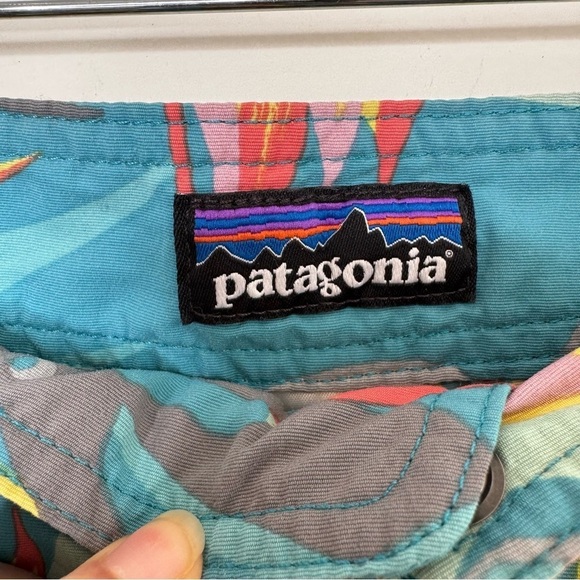 Patagonia Men’s Board Shorts Bird of Paradise blue - Picture 6 of 8